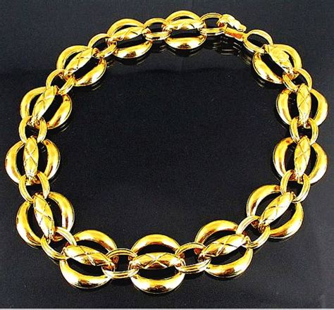 bigiotteria chanel vintage|vintage chanel necklace.